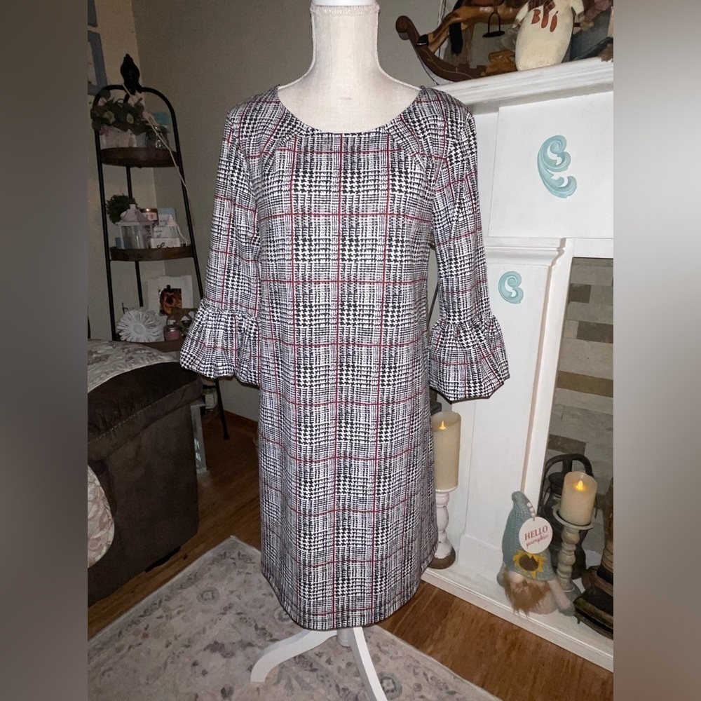 Nina Leonard plaid Bell Bubble dress Super cute!Size M. EUC